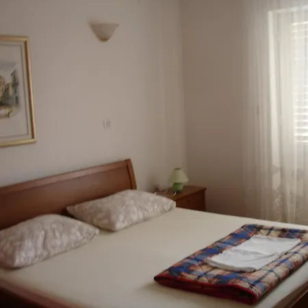 Bozo Apartament Hvar Town