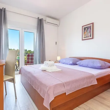 Apartament Bozo