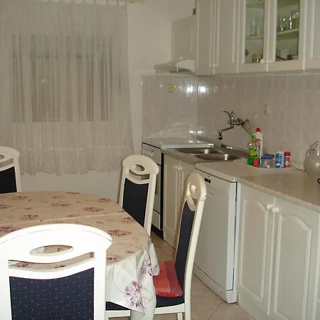 Bozo Διαμέρισμα Χβαρ