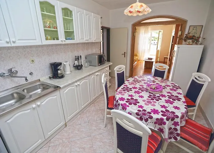 Bozo Apartman *